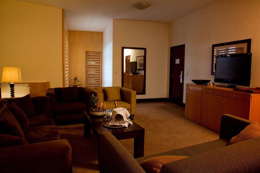 Marasa Umubano Hotel Kigali Exteriör bild