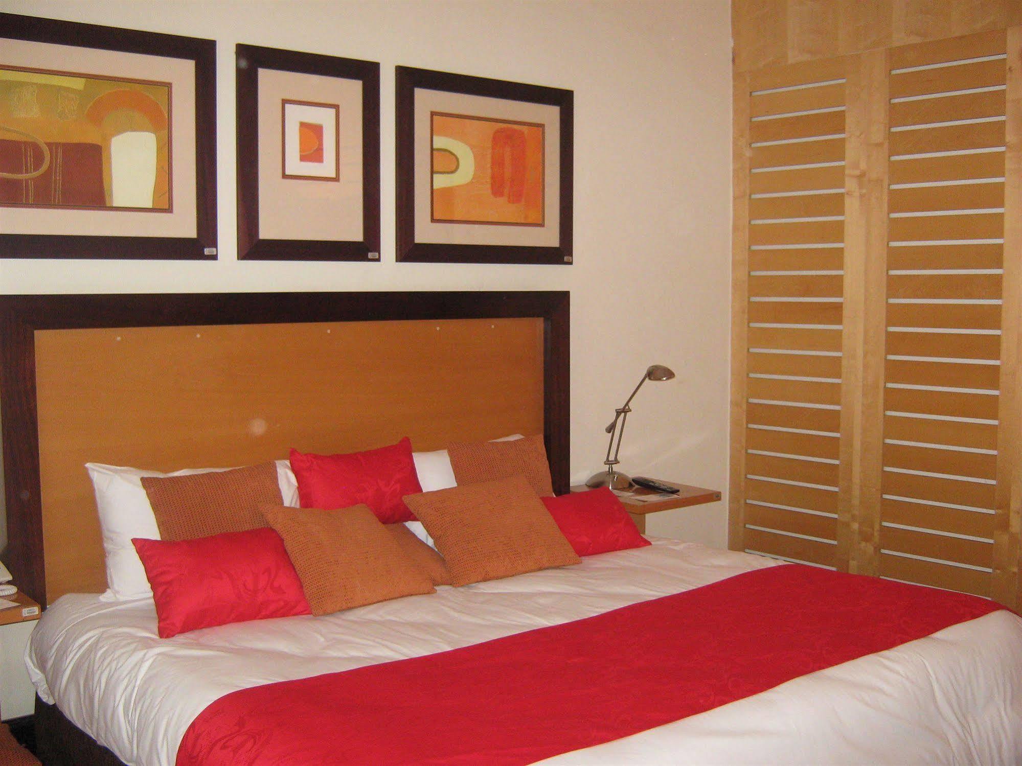 Marasa Umubano Hotel Kigali Exteriör bild